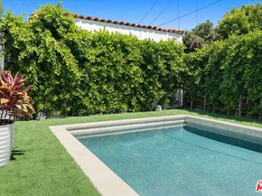 100 S La Jolla Avenue, Los Angeles CA 90048
