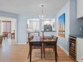 8530 Holloway Drive 215, West Hollywood CA 90069