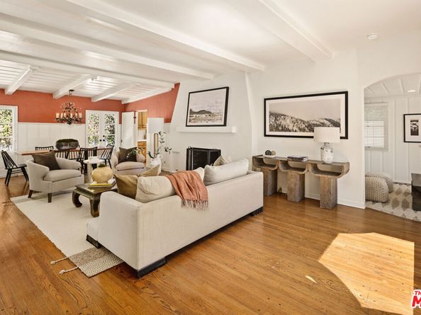 11345 Denair Street, Los Angeles CA 90049