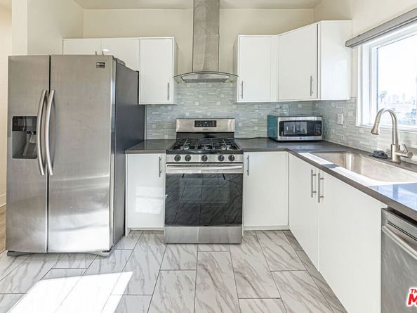 801 N Alexandria Avenue, Los Angeles CA 90029