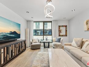 1755 Ocean Avenue 203, Santa Monica CA 91401