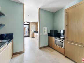 1755 Ocean Avenue 203, Santa Monica CA 91401