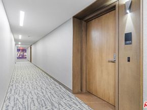 1755 Ocean Avenue 203, Santa Monica CA 91401