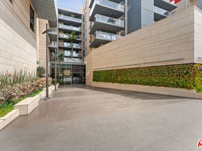 1755 Ocean Avenue 203, Santa Monica CA 91401