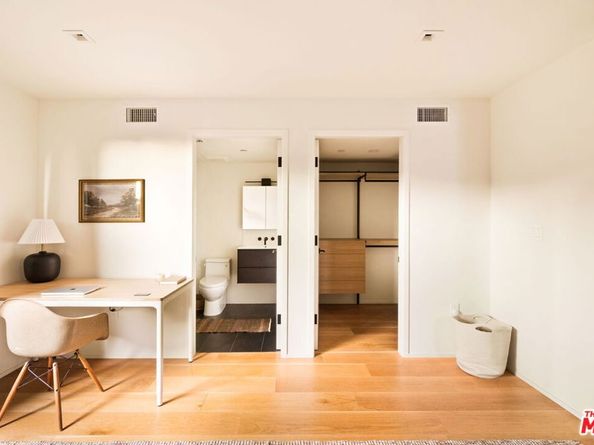 1900 Penmar Avenue, Venice CA 90291