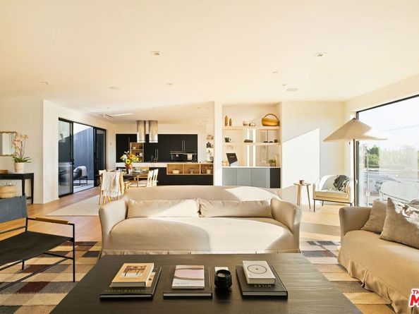 1900 Penmar Avenue, Venice CA 90291