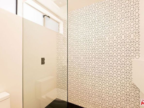 1900 Penmar Avenue, Venice CA 90291