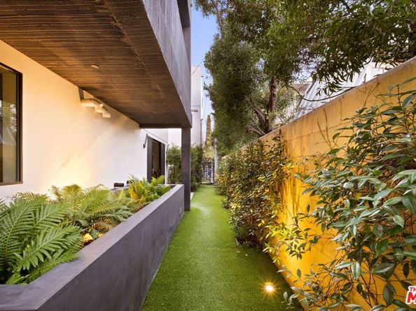 1900 Penmar Avenue, Venice CA 90291