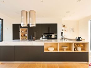 1900 Penmar Avenue, Venice CA 90291