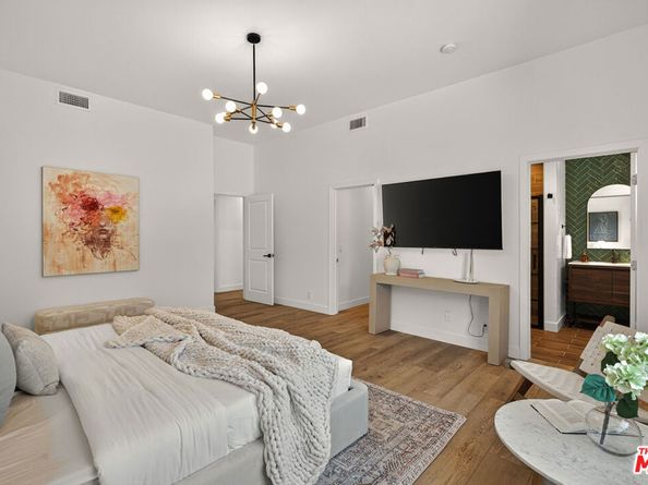 2603 Crestmoore Place, Los Angeles CA 90065