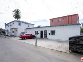 1047 E 33rd Street, Los Angeles CA 90011
