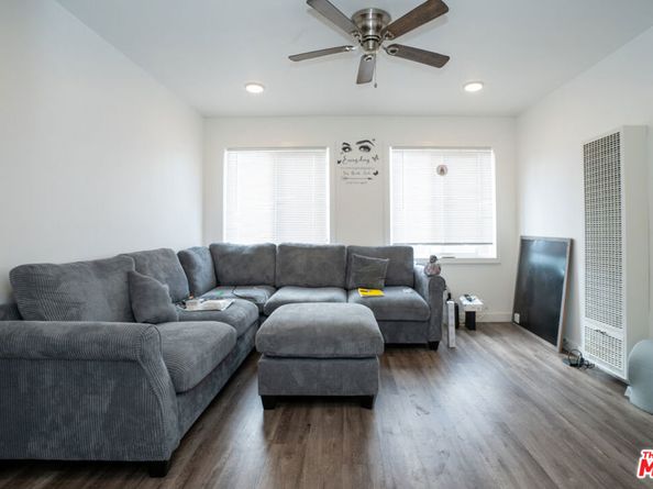 1047 E 33rd Street, Los Angeles CA 90011