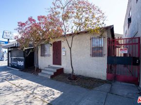 1412 W Florence Avenue, Los Angeles CA 90047