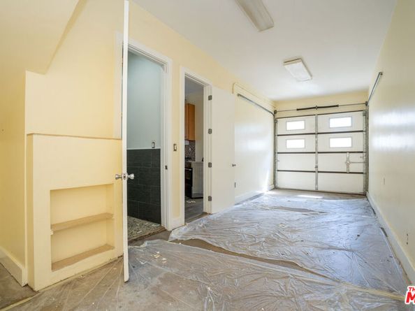 1412 W Florence Avenue, Los Angeles CA 90047