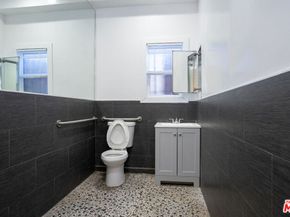 1412 W Florence Avenue, Los Angeles CA 90047