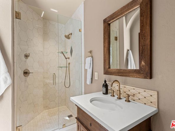 2468 Coldwater Canyon Drive, Beverly Hills CA 90210