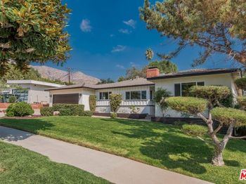 960 Crestview Drive