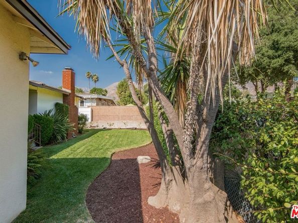 960 Crestview Drive, Pasadena CA 91107