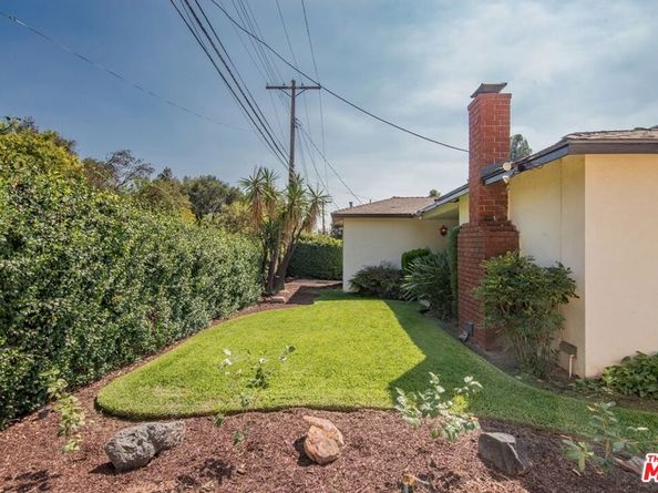 960 Crestview Drive, Pasadena CA 91107