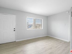 9823 S Main Street, Los Angeles CA 90003