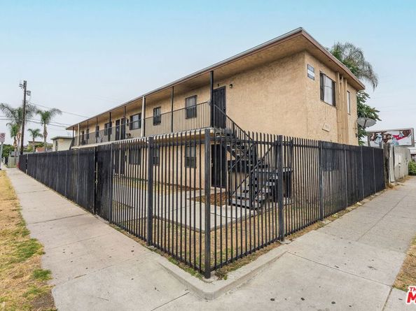 9823 S Main Street, Los Angeles CA 90003