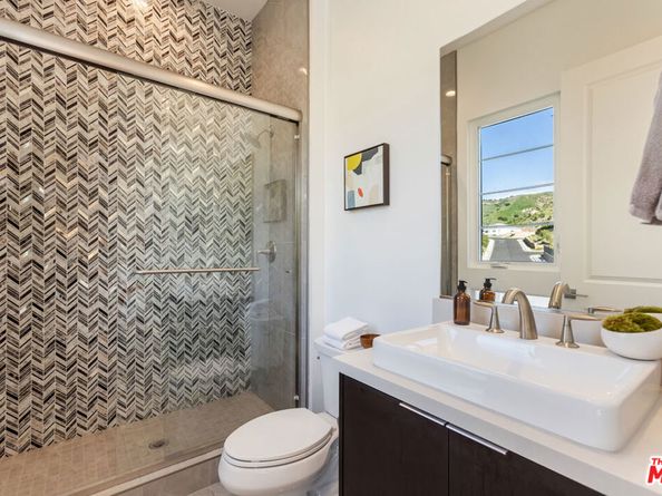 20668 W Hummingbird Court, Porter Ranch CA 91326