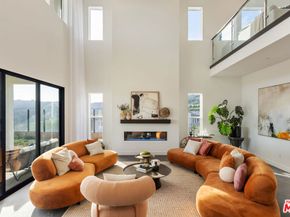 20668 W Hummingbird Court, Porter Ranch CA 91326