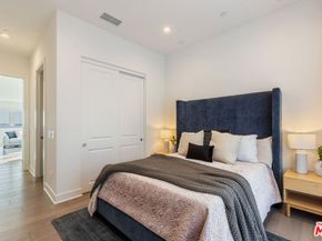 20668 W Hummingbird Court, Porter Ranch CA 91326