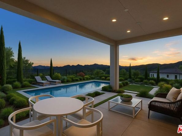 20668 W Hummingbird Court, Porter Ranch CA 91326