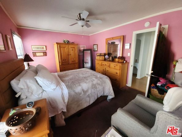 1932 W 84th Street, Los Angeles CA 90047