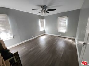 1932 W 84th Street, Los Angeles CA 90047