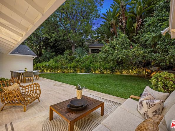 15415 Milldale Drive, Los Angeles CA 90077