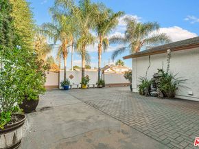 8333 Topeka Drive, Northridge CA 91324