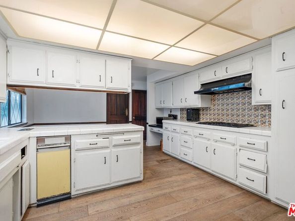 2310 Apollo Drive, Los Angeles CA 90046