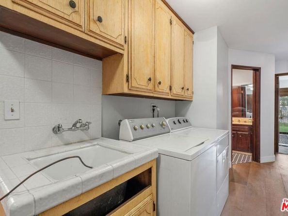 2310 Apollo Drive, Los Angeles CA 90046