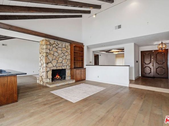 2310 Apollo Drive, Los Angeles CA 90046