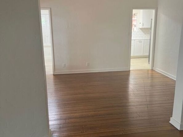 1115 S La Peer Drive, Los Angeles CA 90035
