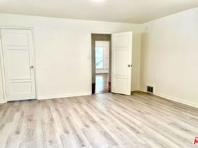1115 S La Peer Drive, Los Angeles CA 90035