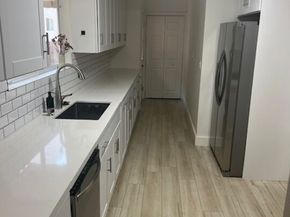 1115 S La Peer Drive, Los Angeles CA 90035