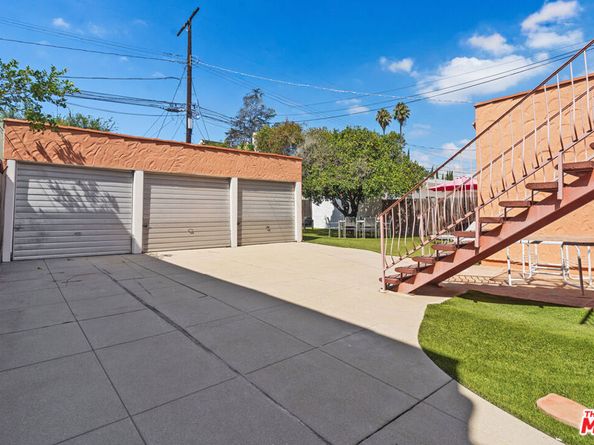 1115 S La Peer Drive, Los Angeles CA 90035