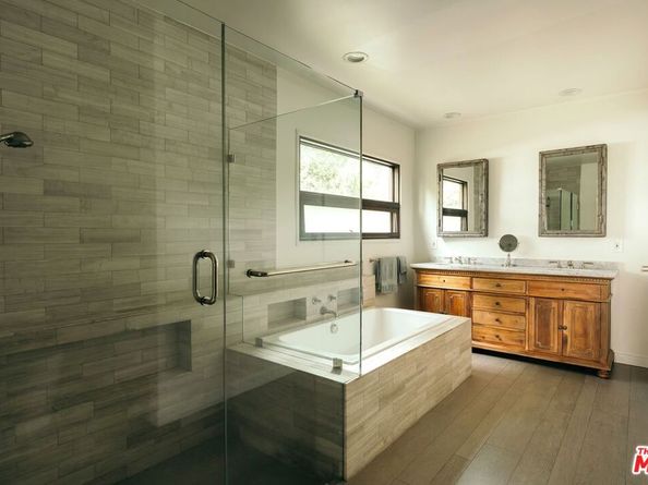 816 Hyperion Avenue, Los Angeles CA 90029