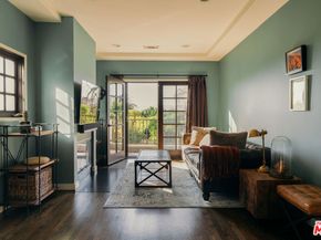 816 Hyperion Avenue, Los Angeles CA 90029