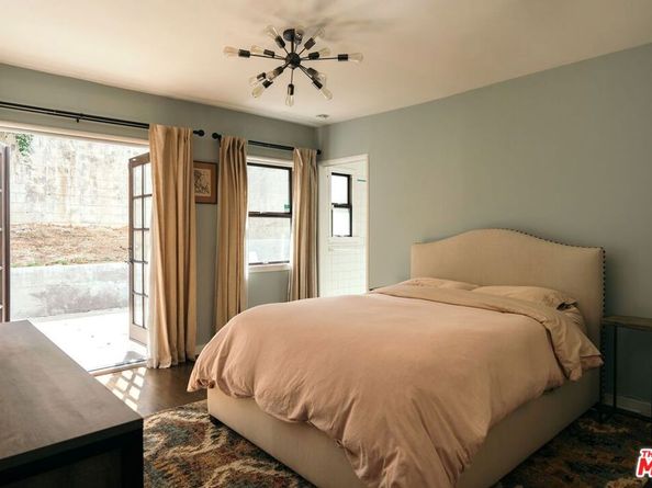 816 Hyperion Avenue, Los Angeles CA 90029