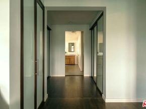 816 Hyperion Avenue, Los Angeles CA 90029