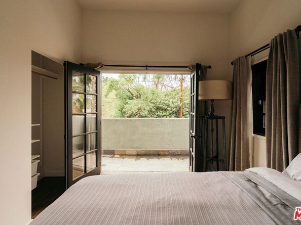 816 Hyperion Avenue, Los Angeles CA 90029