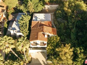 816 Hyperion Avenue, Los Angeles CA 90029