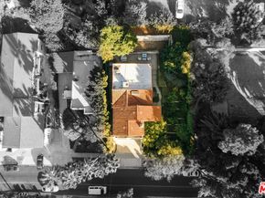 816 Hyperion Avenue, Los Angeles CA 90029