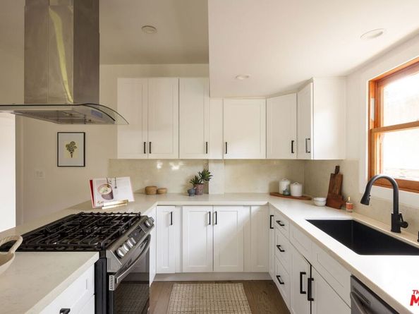 3480 2nd Avenue, Los Angeles CA 90018