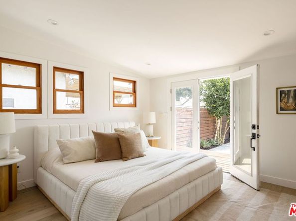 3480 2nd Avenue, Los Angeles CA 90018