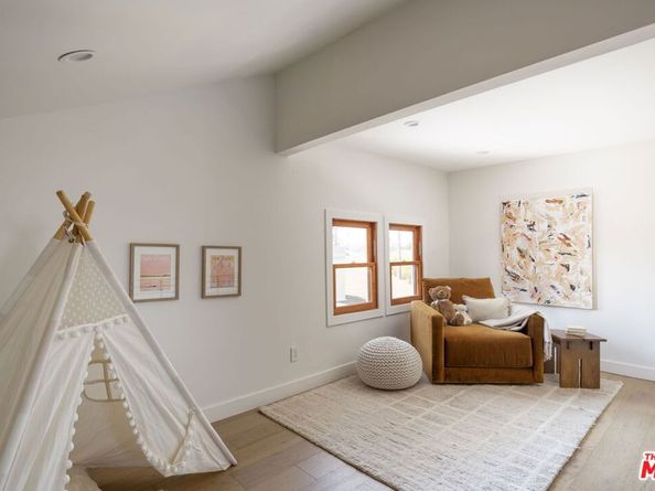 3480 2nd Avenue, Los Angeles CA 90018